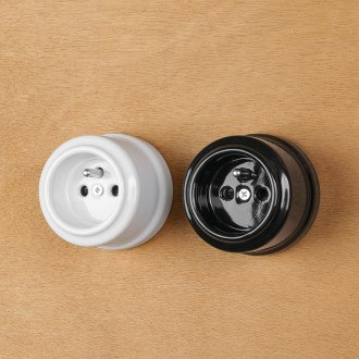 Porcelain wall socket