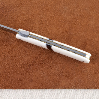 Sauveterre bone pocket knife