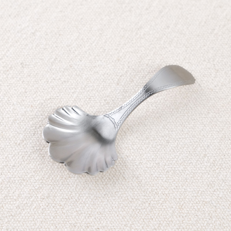 Cuillère à thé coquillage