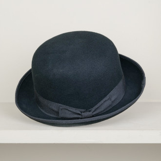 Felt bowler hat