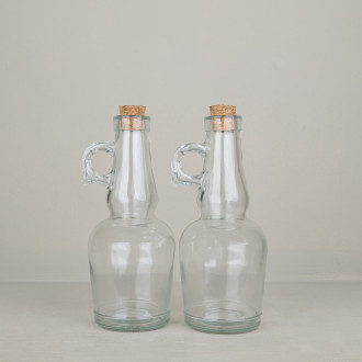 Oil and vinegar cruet set with cork stopper
