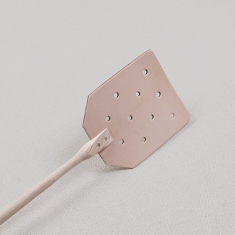 Tapette à mouches en cuir