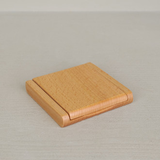 Pocket folding mirror