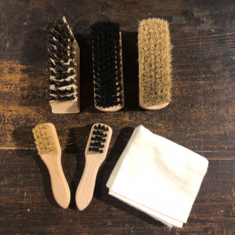 Set of 5 waxing brushes
