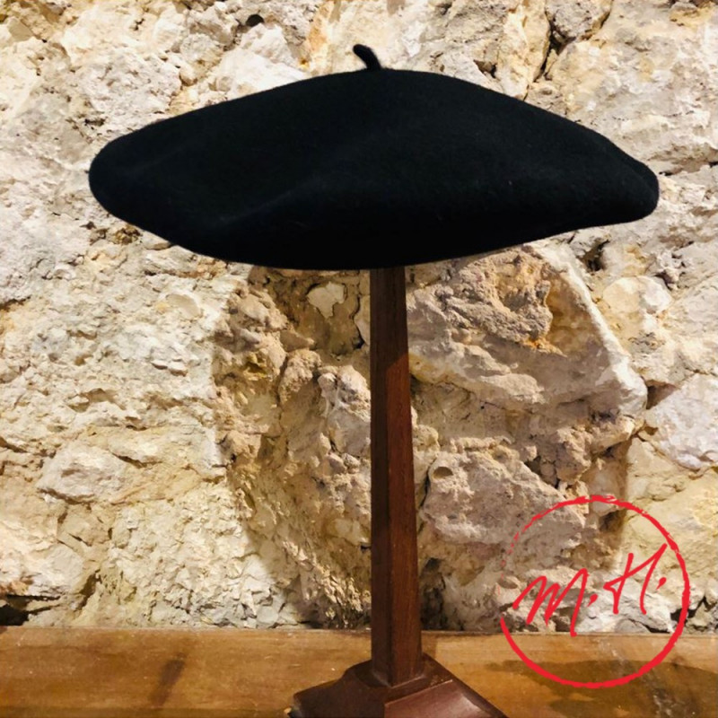 Black Basque beret