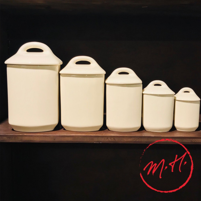 Ensemble de 5 pots de cuisine en faïence