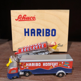 Camion Haribo dans sa boite en bois collector