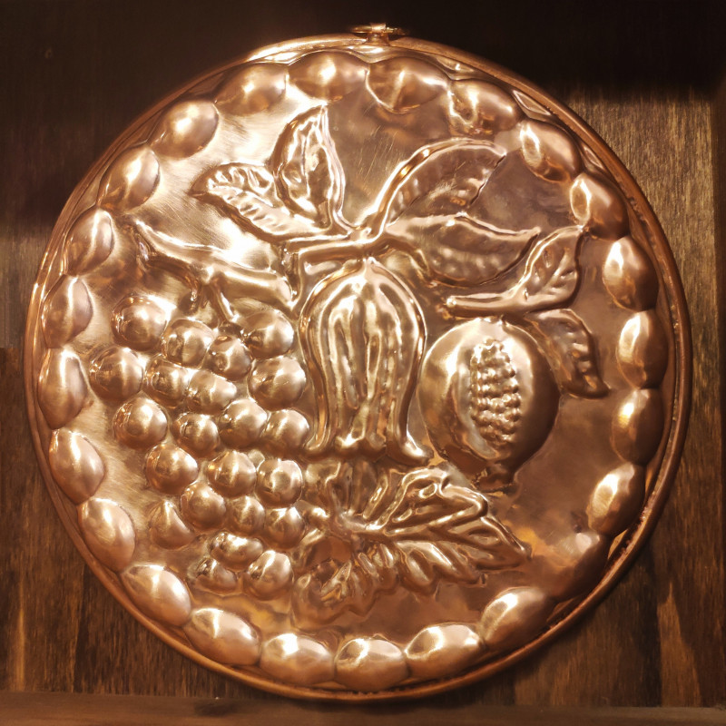 Grape copper cake tin