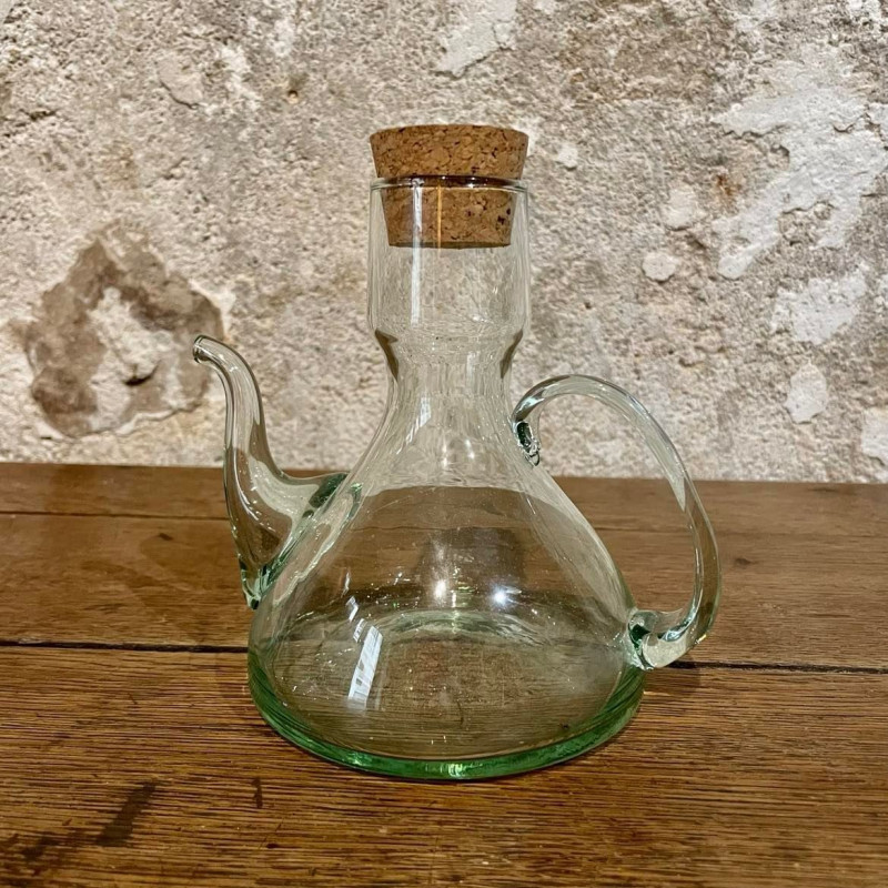 Glass oil cruet