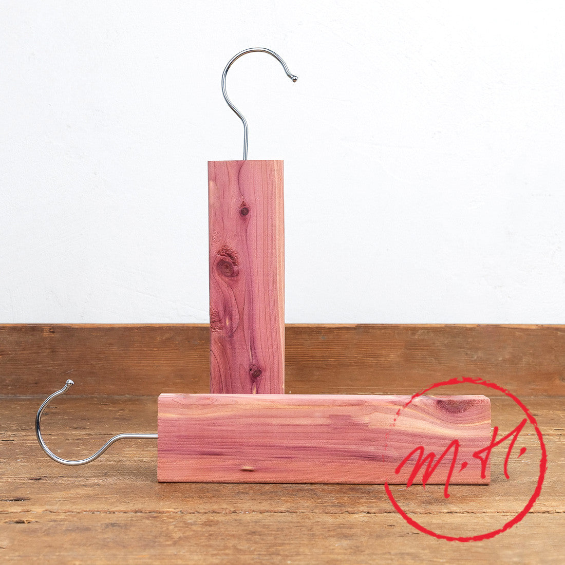 blocs de cèdre rouge à suspendre
