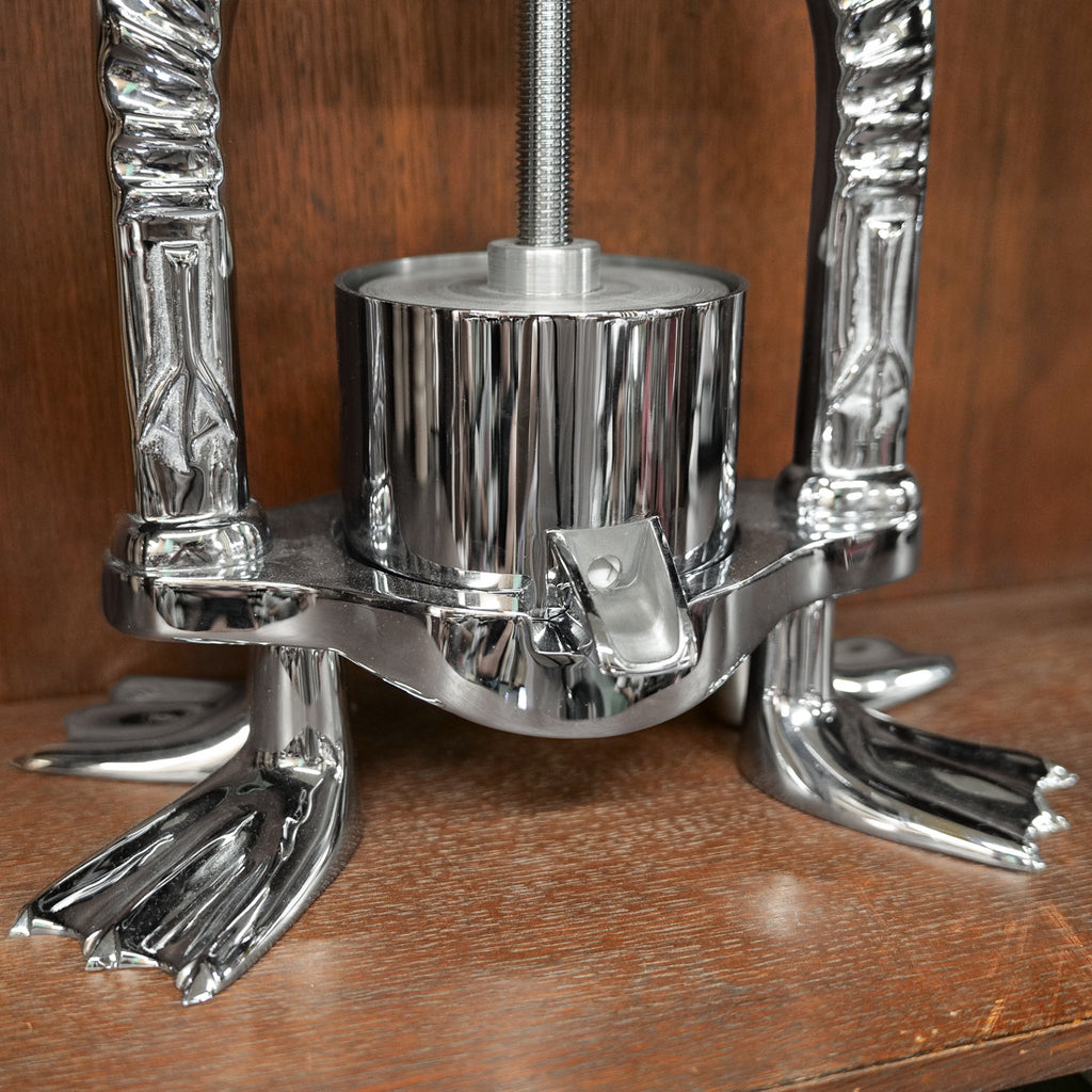 Chrome-plated duck press