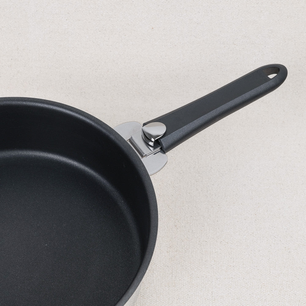 Sauteuse revêtement anti-adhésif inox