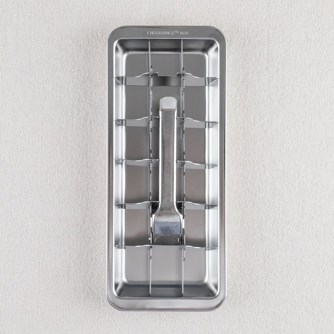 Bac à glaçon éjectable en inox