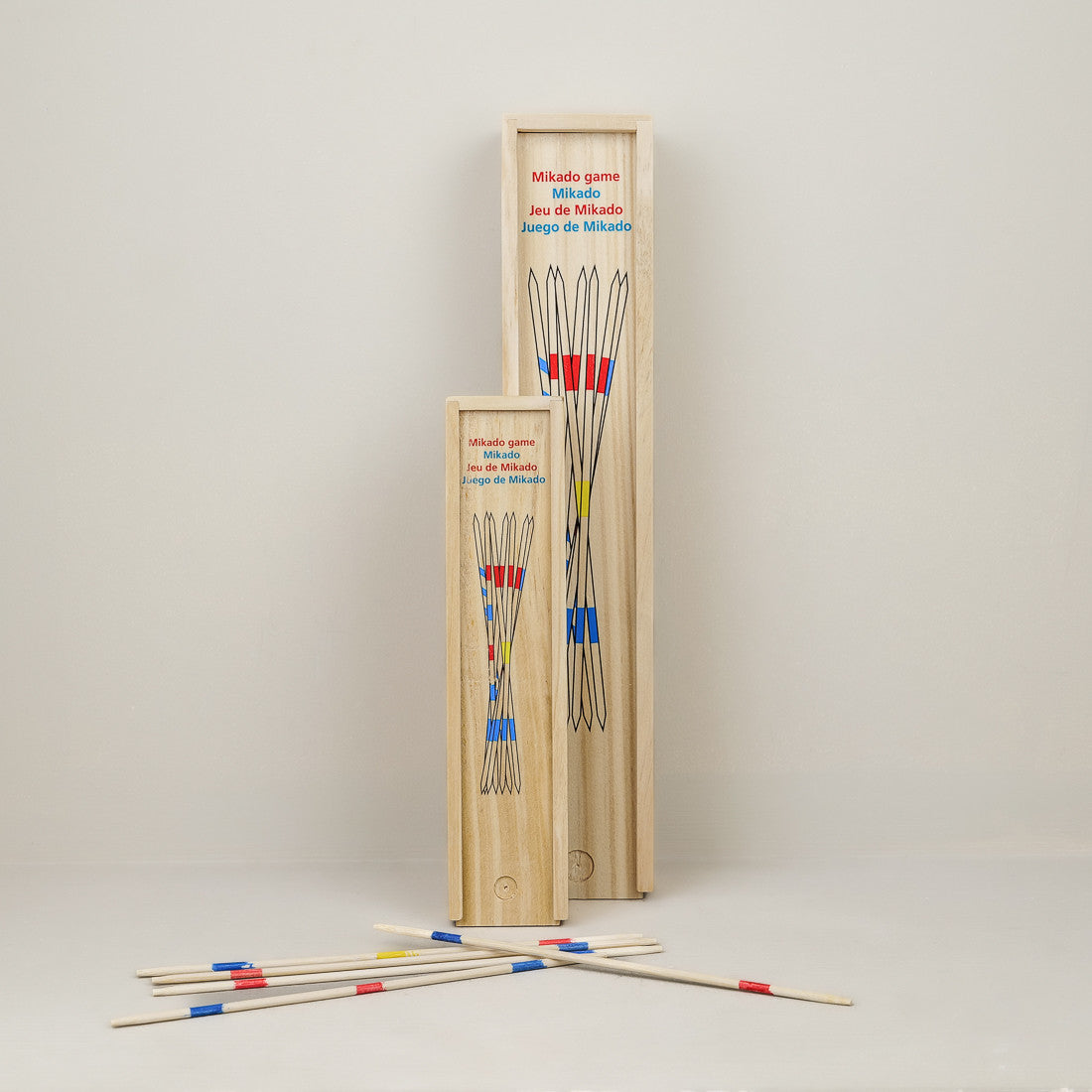 Mikado in wooden box