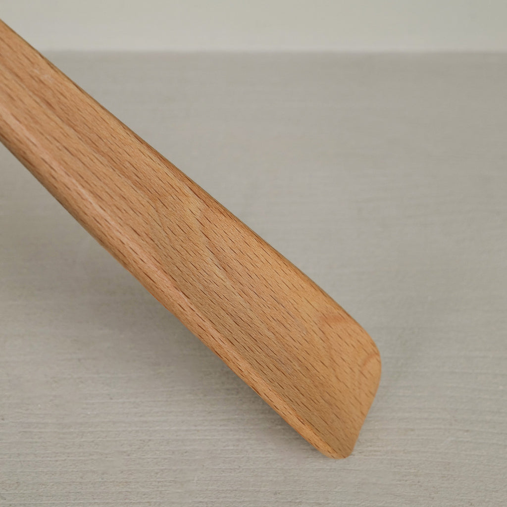 Beech shoehorn 26 cm