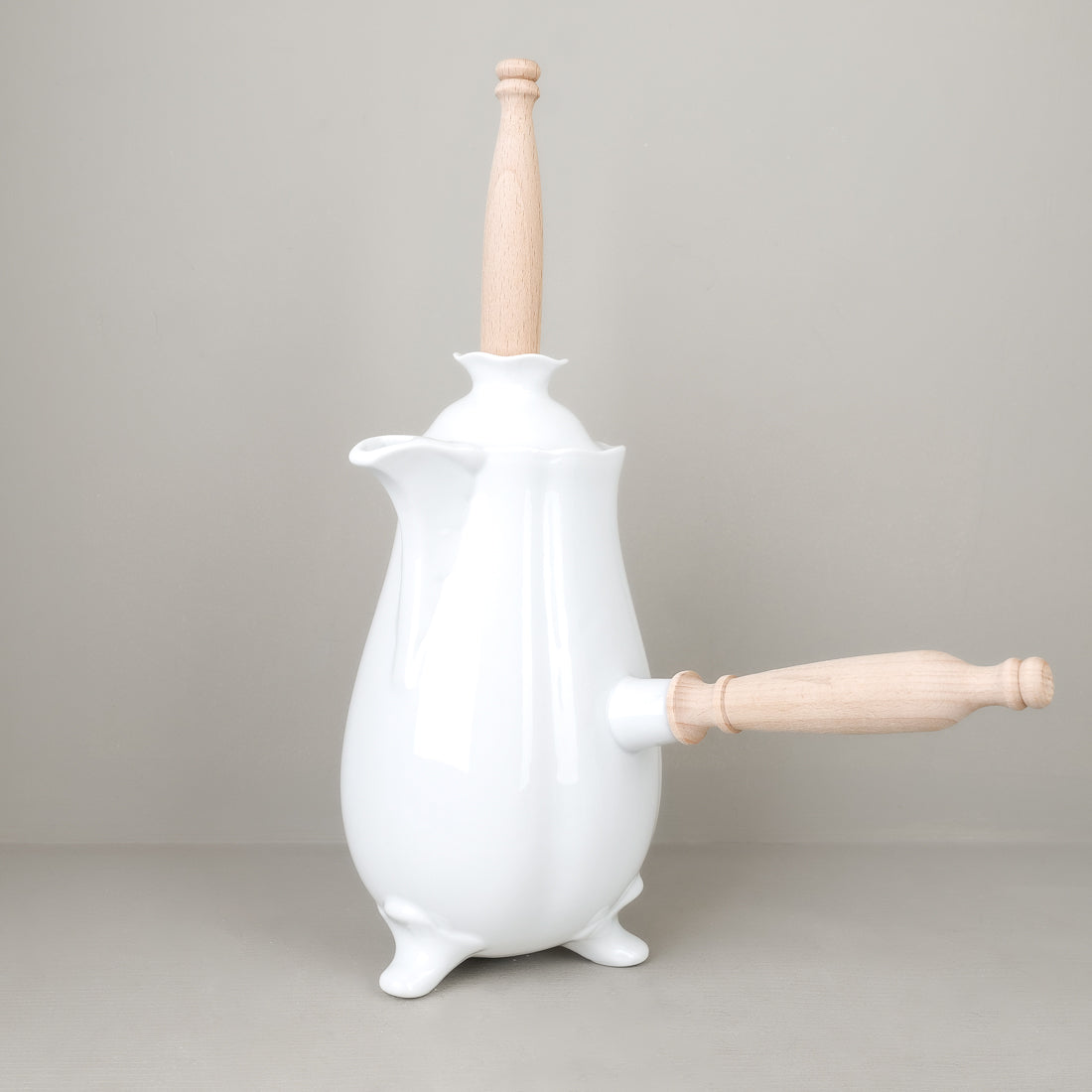 Porcelain chocolate pot
