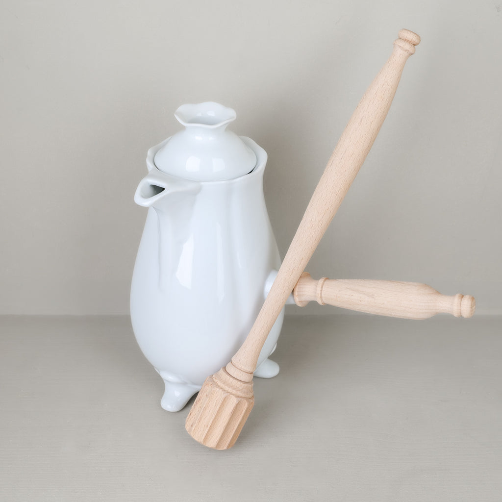 Porcelain chocolate pot