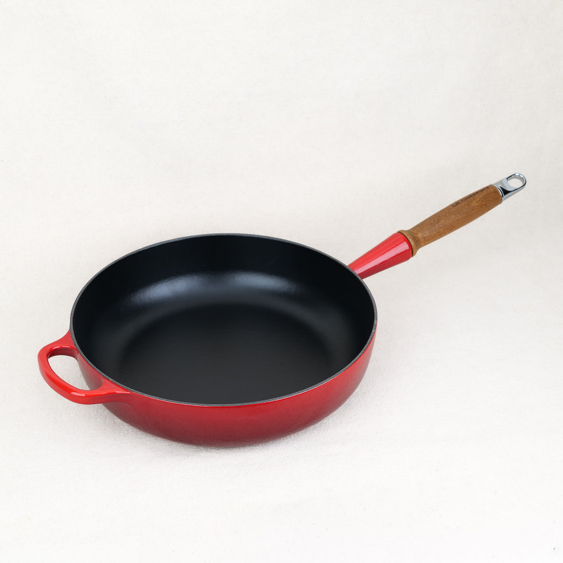 Le Creuset Enamelled Cast Iron Sauté Pan with Wood Handle ø28 cm