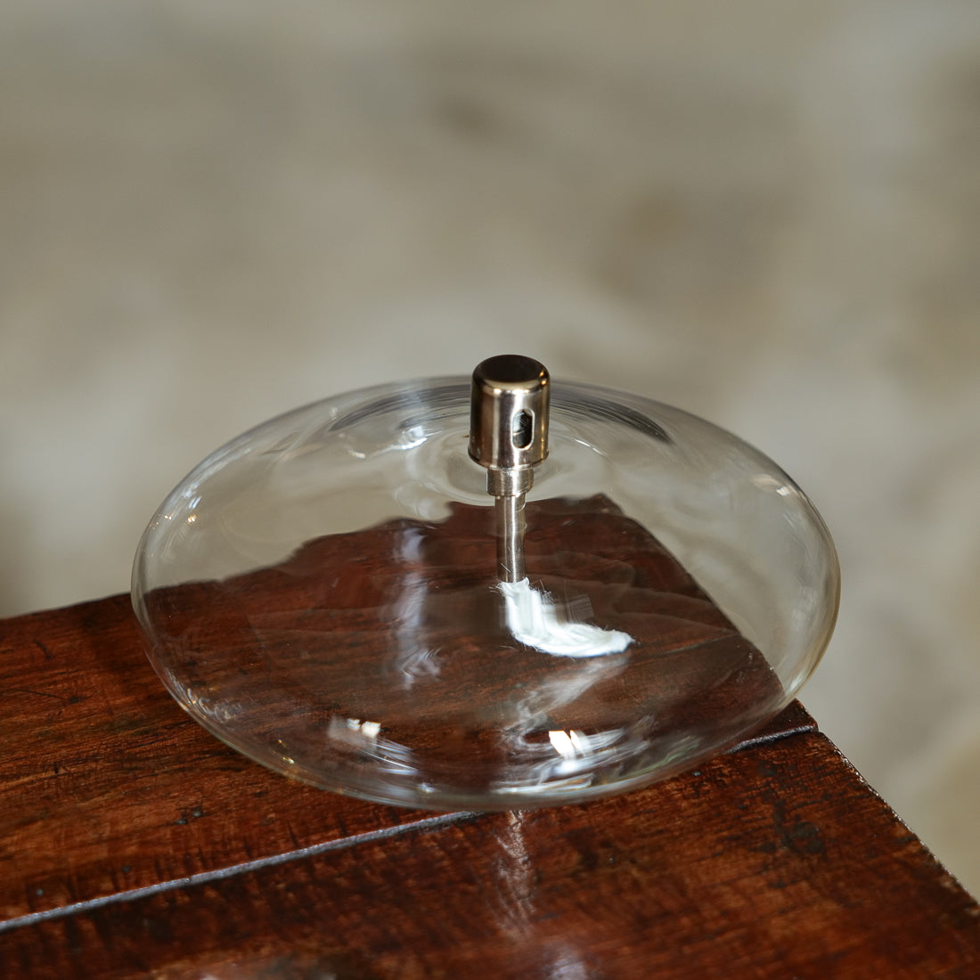 Ellipse oil lamp