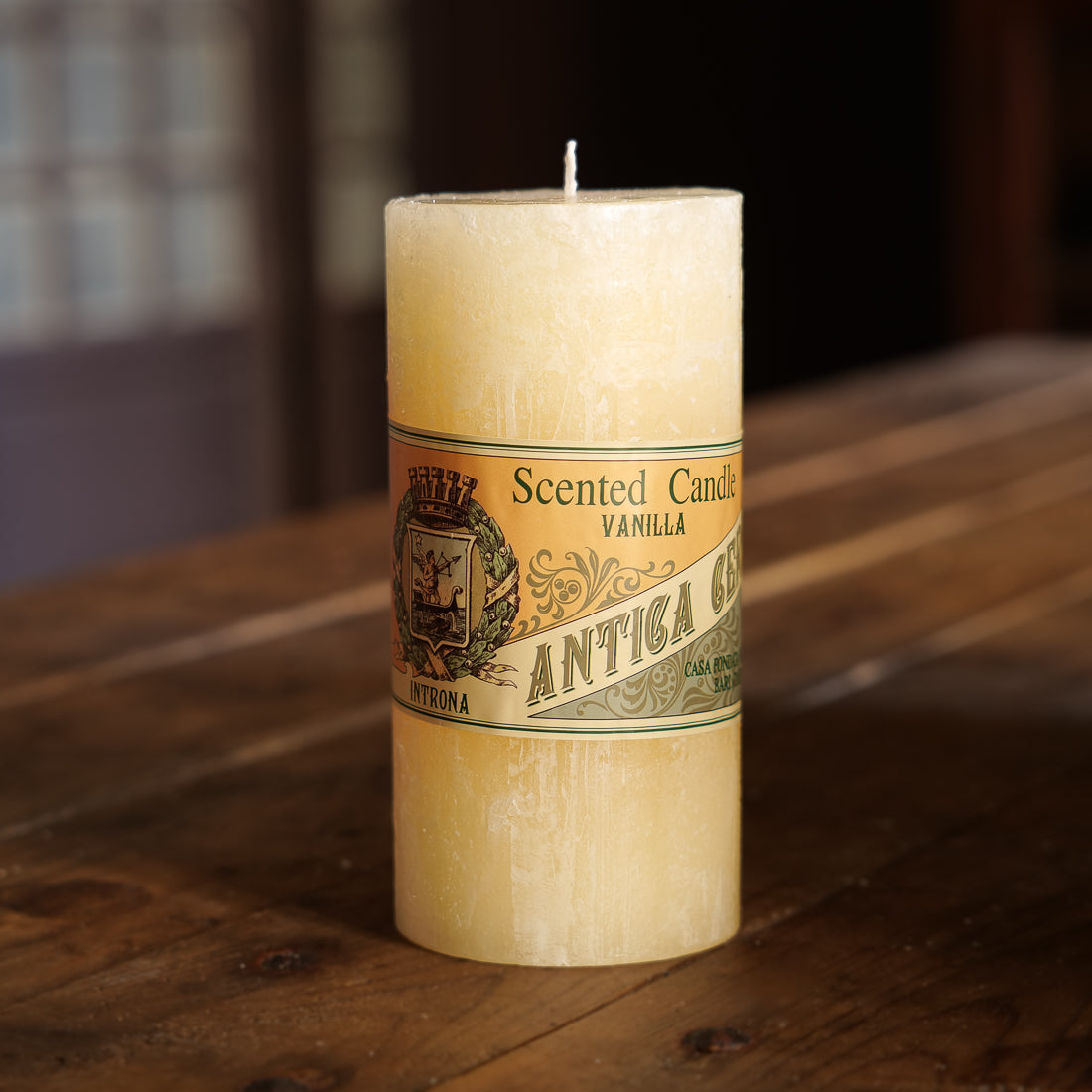 Maxi scented candle