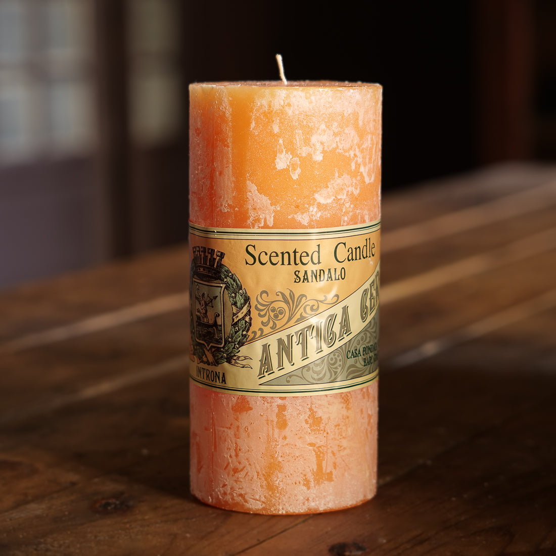 Maxi scented candle