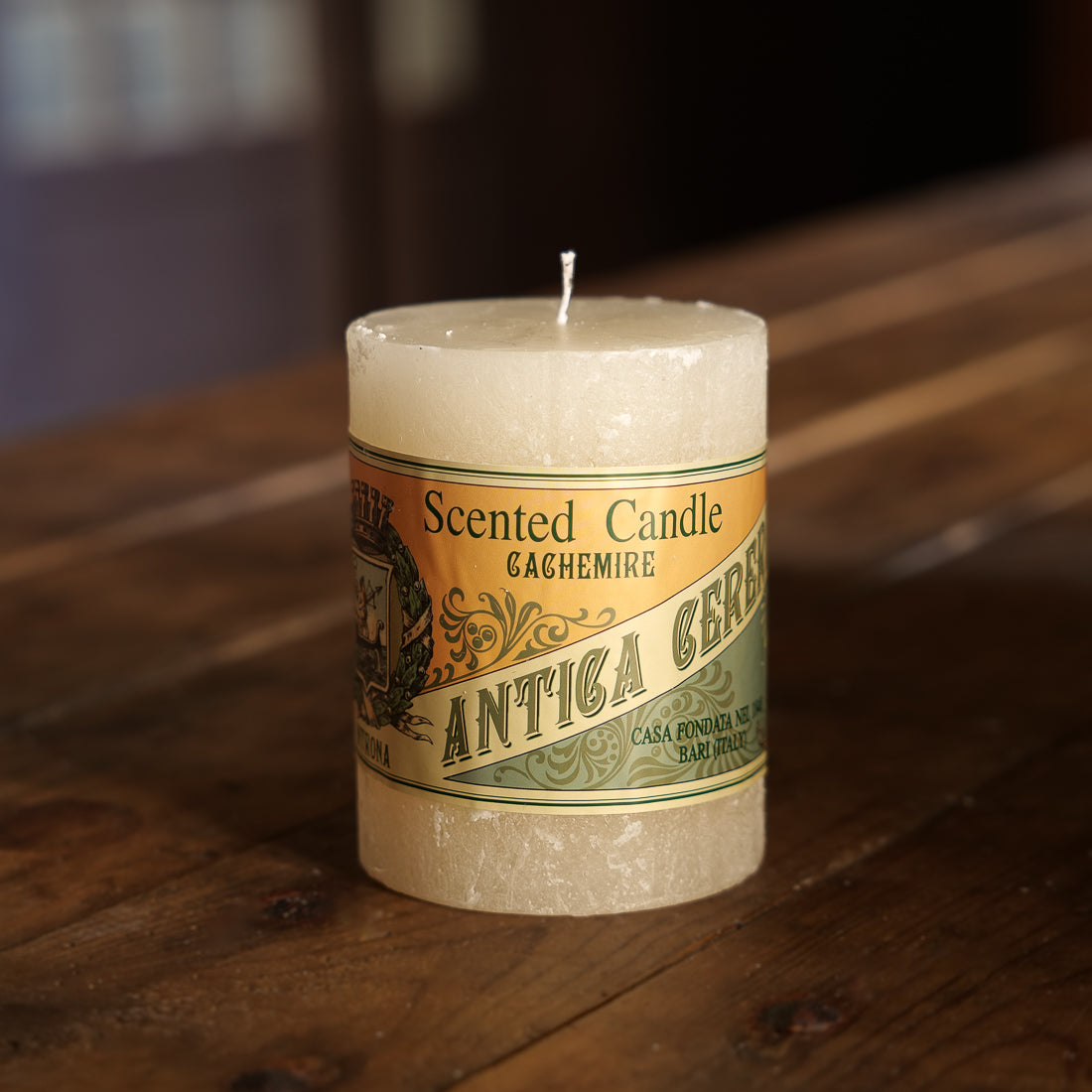 Maxi scented candle