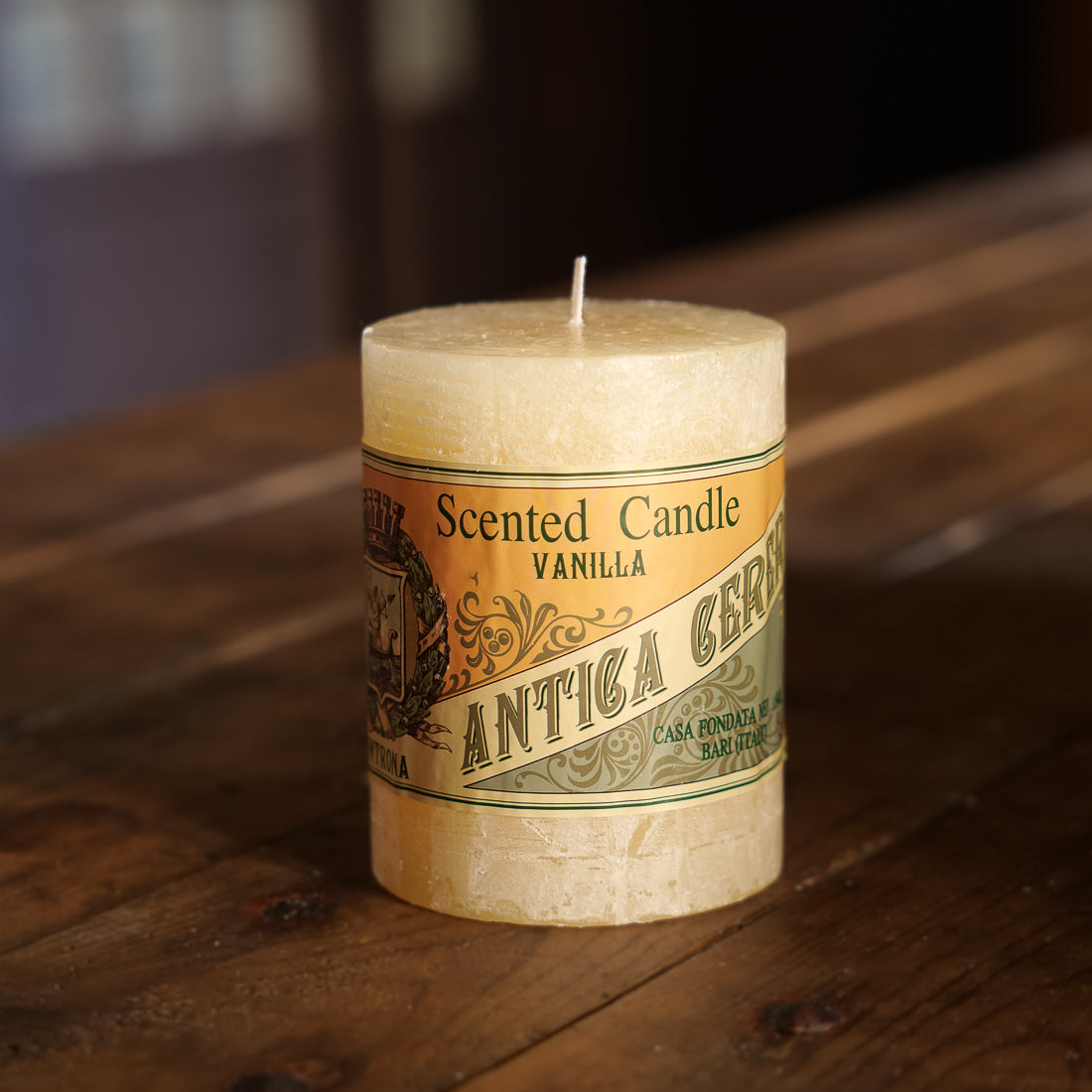 Maxi scented candle