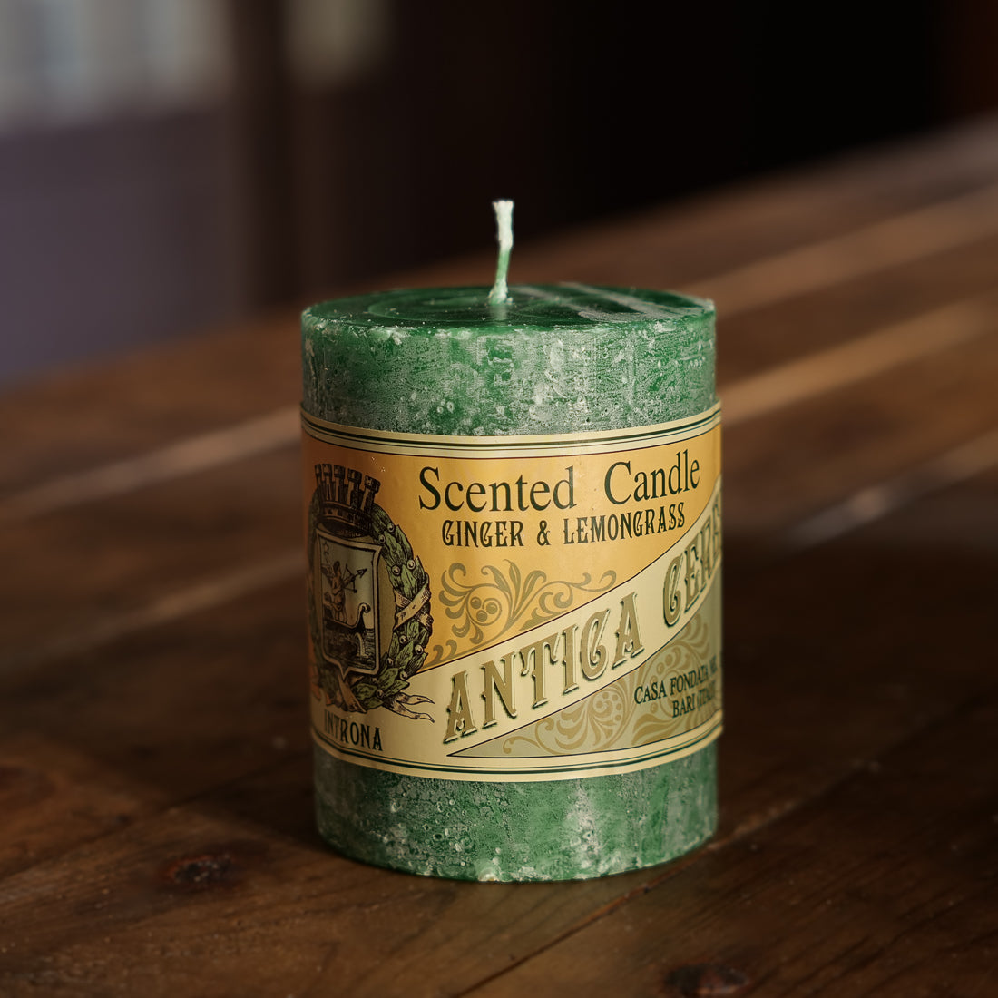 Maxi scented candle