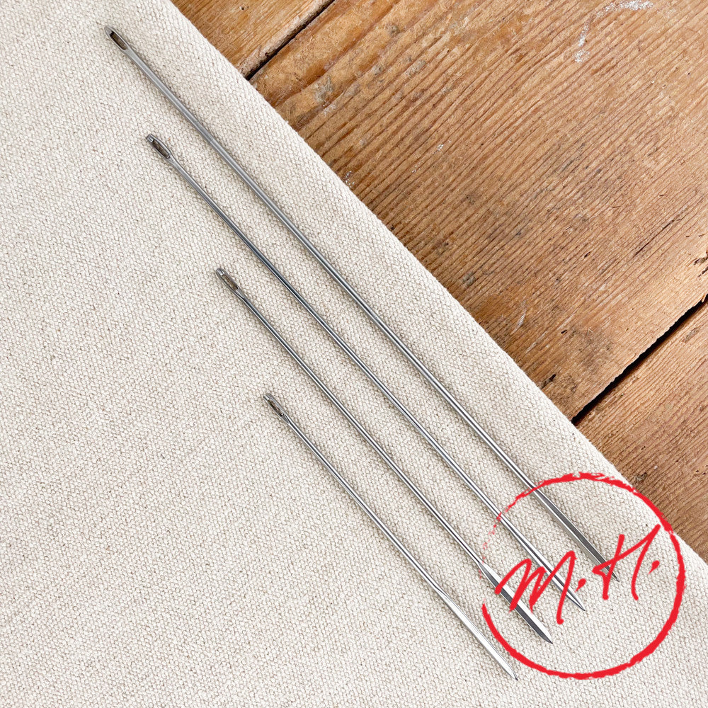 Straight trussing needle in stainless steel