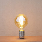Ampoule ambrée LED globe diam 9,5 cm