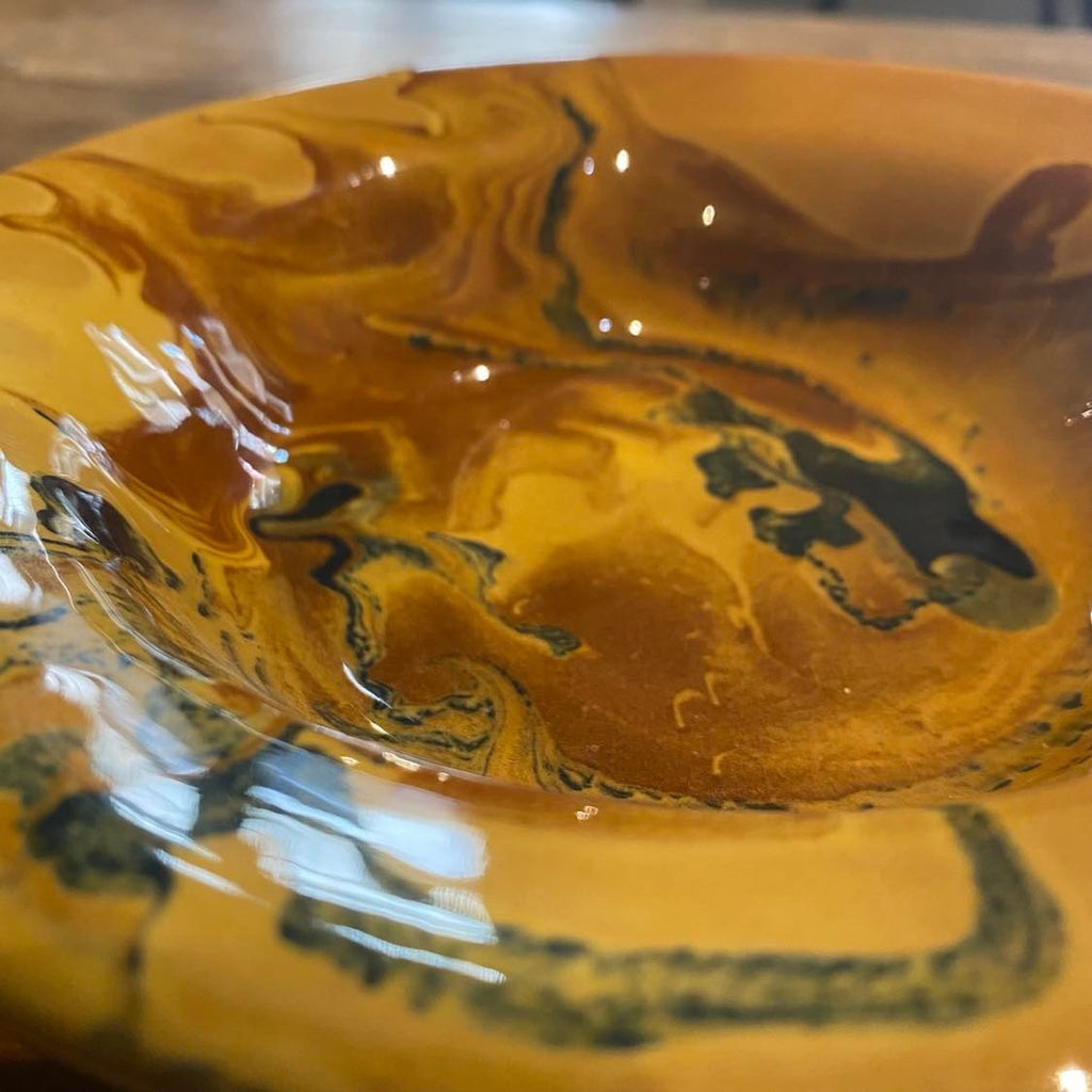 Honey marbled soup plate