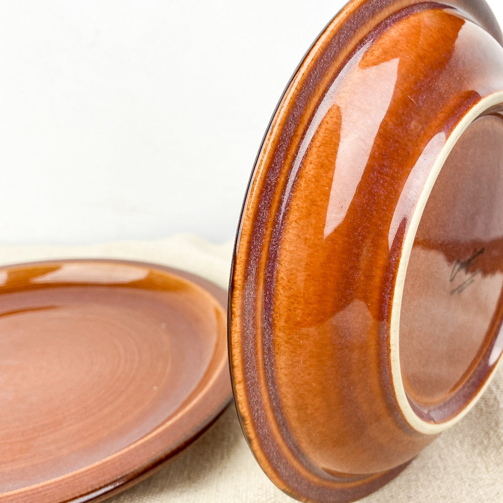 Caramel stoneware plate
