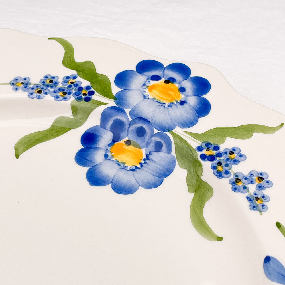 Assiette fleurie bords festonnés