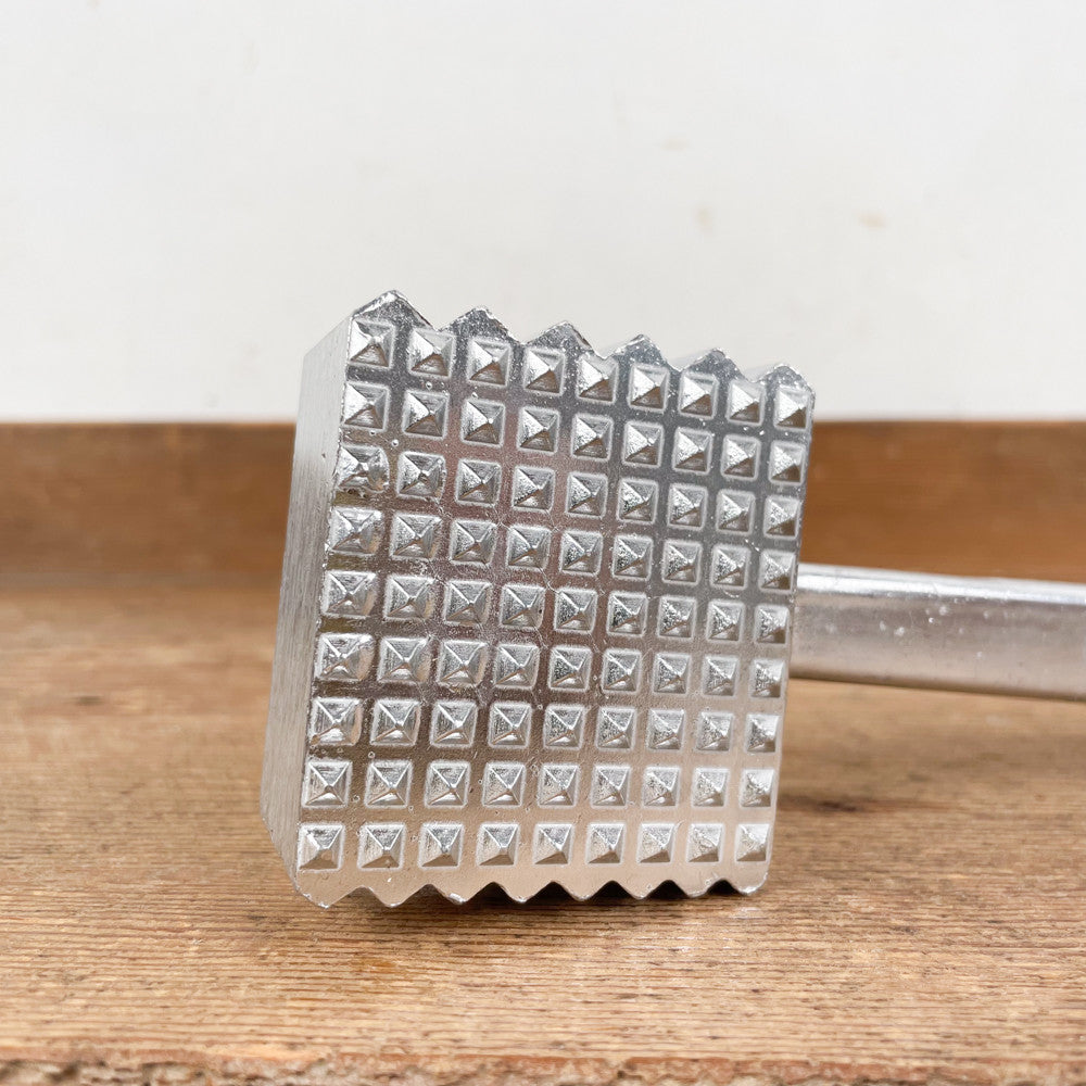 Meat tenderizer