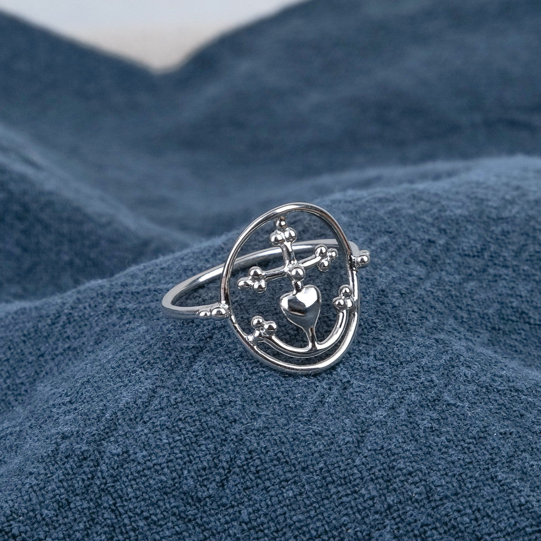 Pearl Camargue Cross Ring Silver