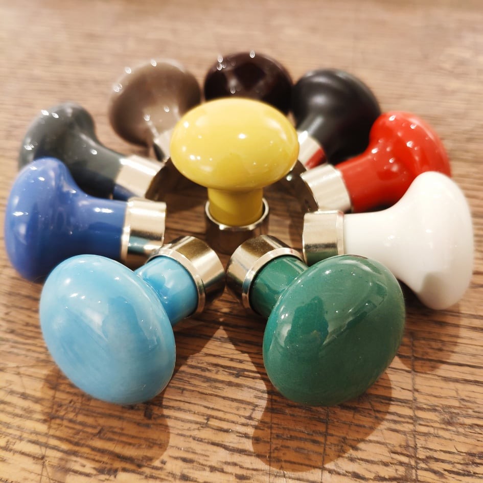 Bouton de tiroir en porcelaine
