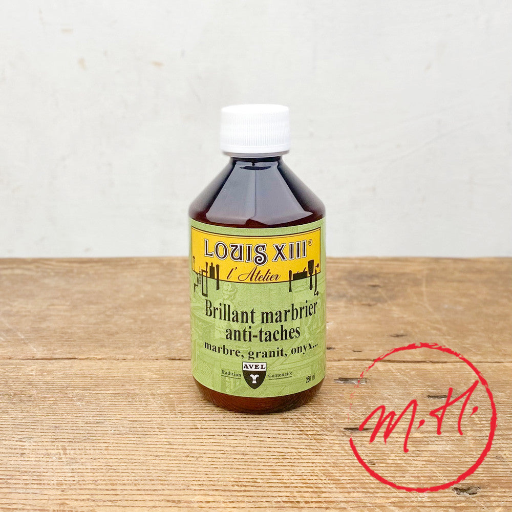 Brillant marbrier anti-taches Louis XIII Avel
