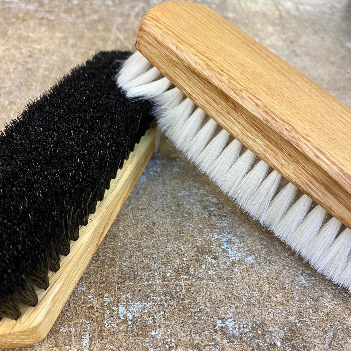 Brosse à lustrer