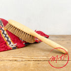 Carpet brush