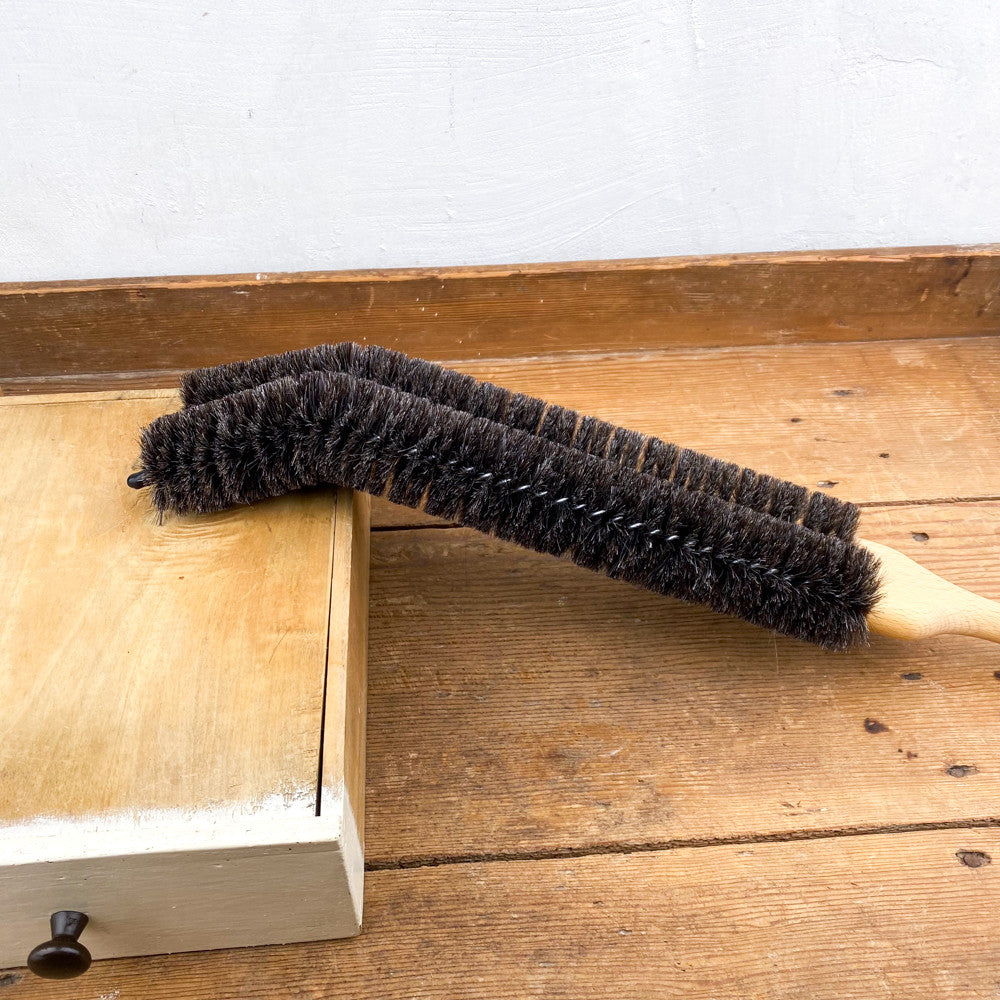 Bathroom radiator brush