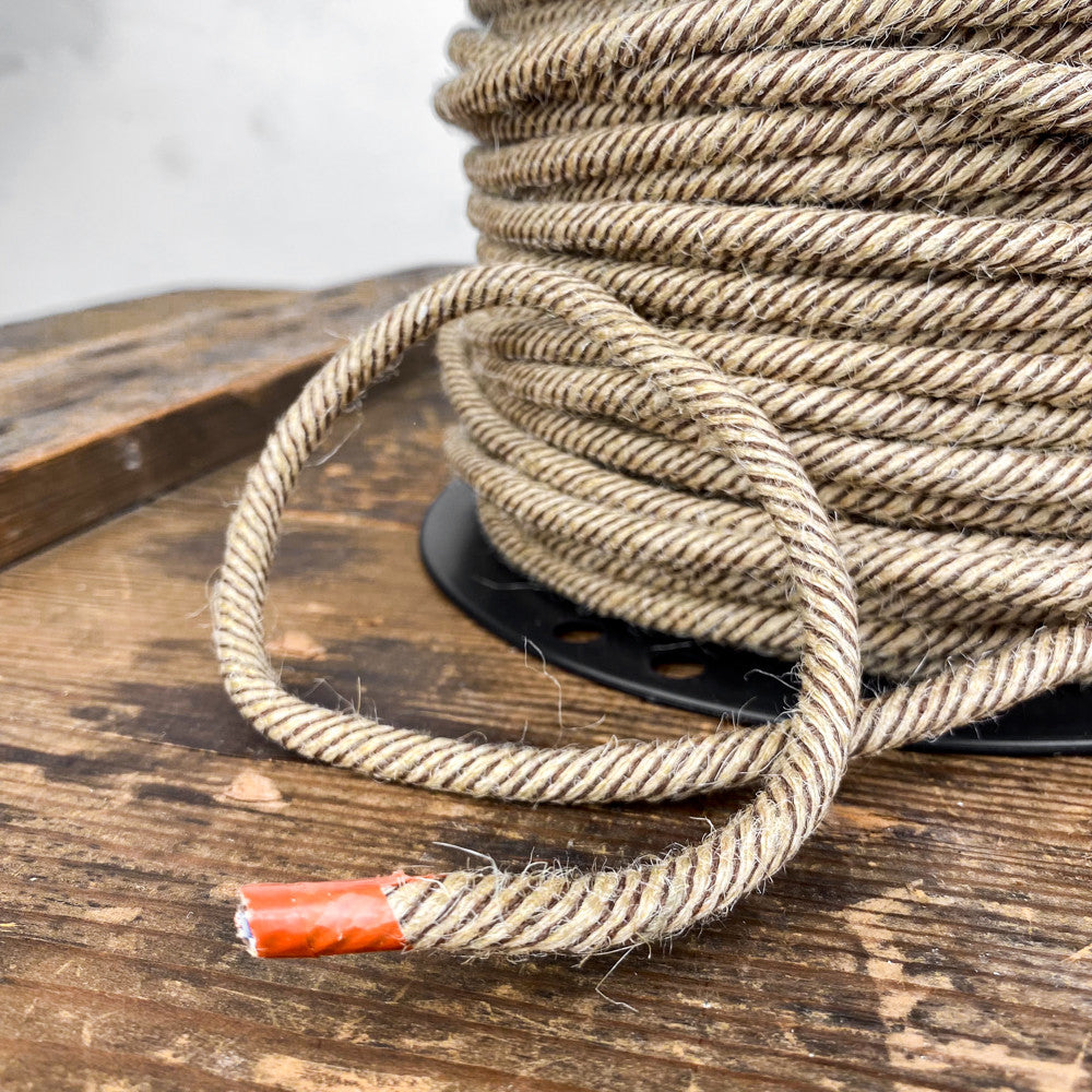 Tobacco and jute round lighting cable