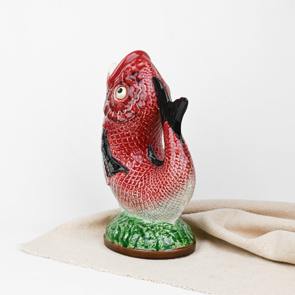 Fish carafe