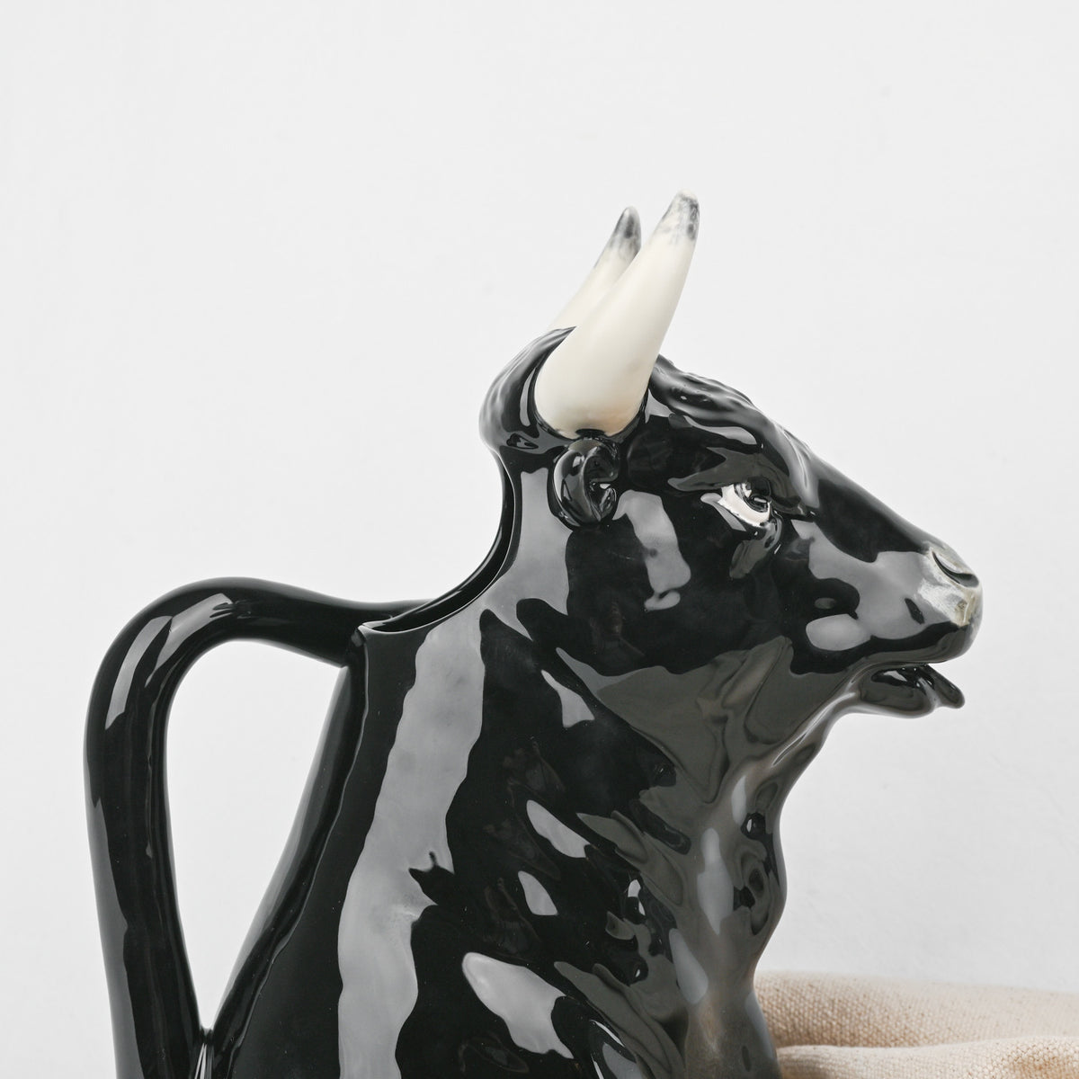 Bordallo bull jug