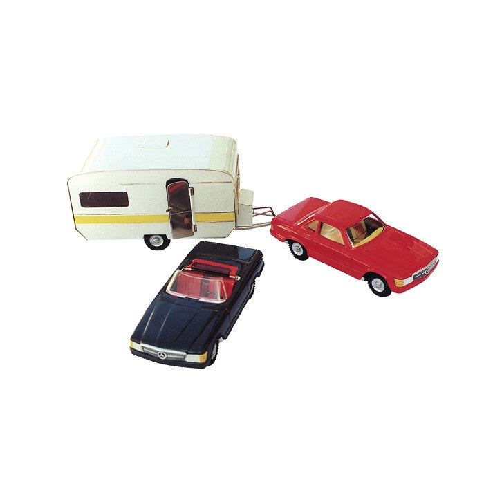 Caravan and its Mercedes