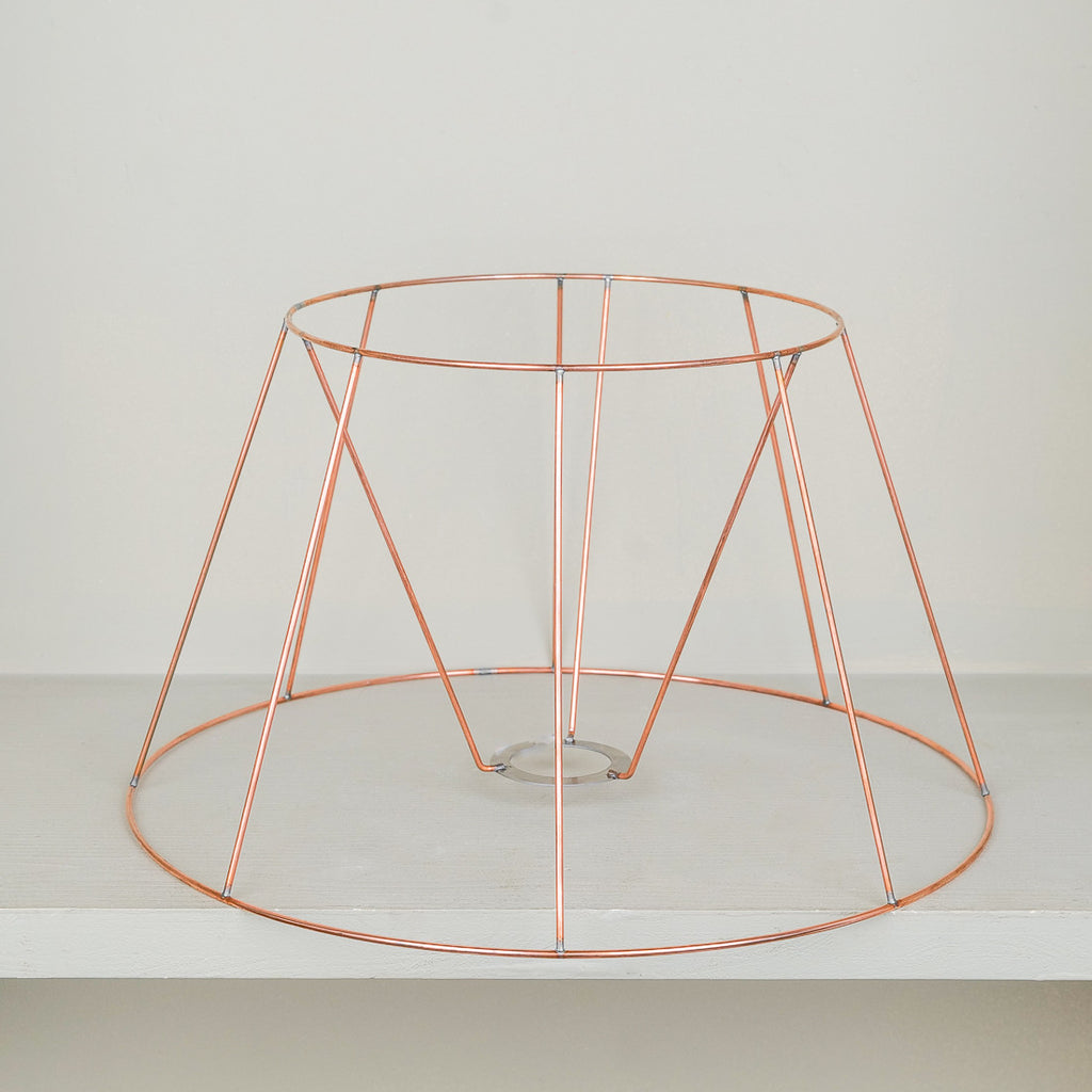Model 1: ø 35 x H 20 cm - inner bulb ring