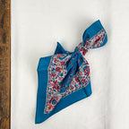 Carré provençal turquoise
