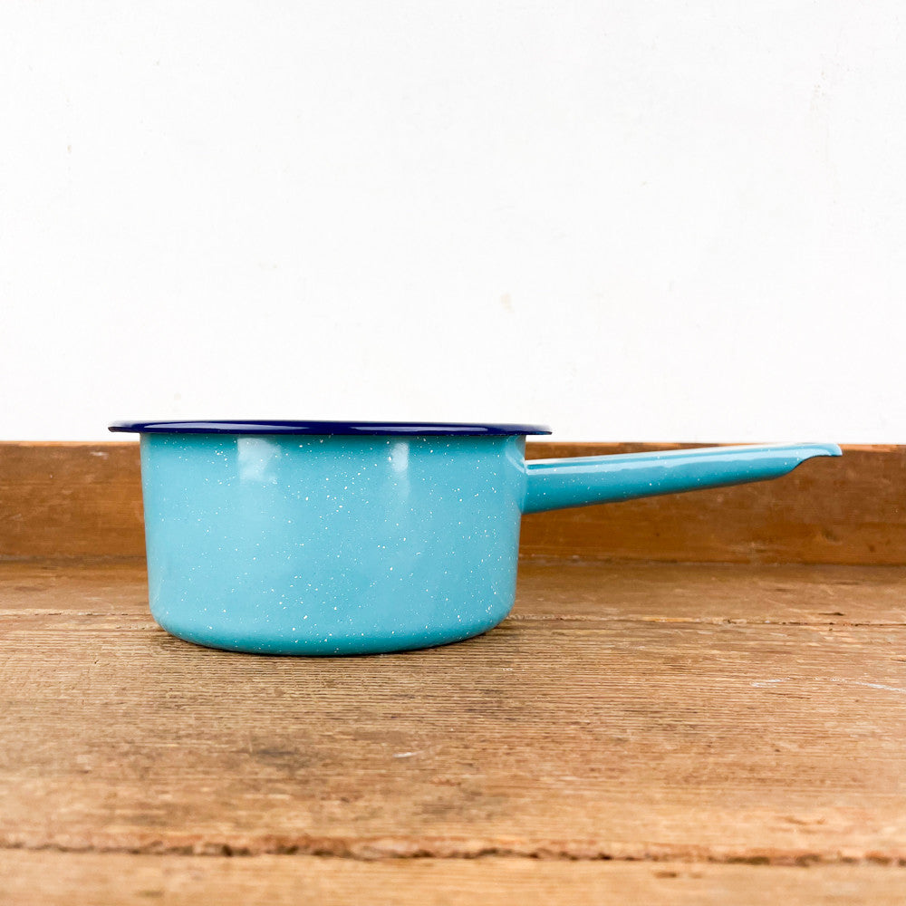 Cinsa turquoise blue saucepan
