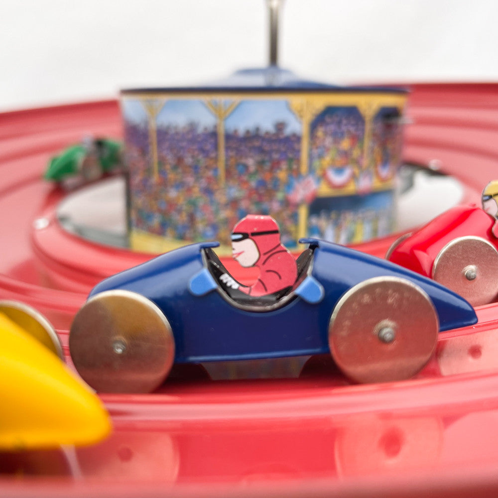 Circuit de course de voitures mécaniques