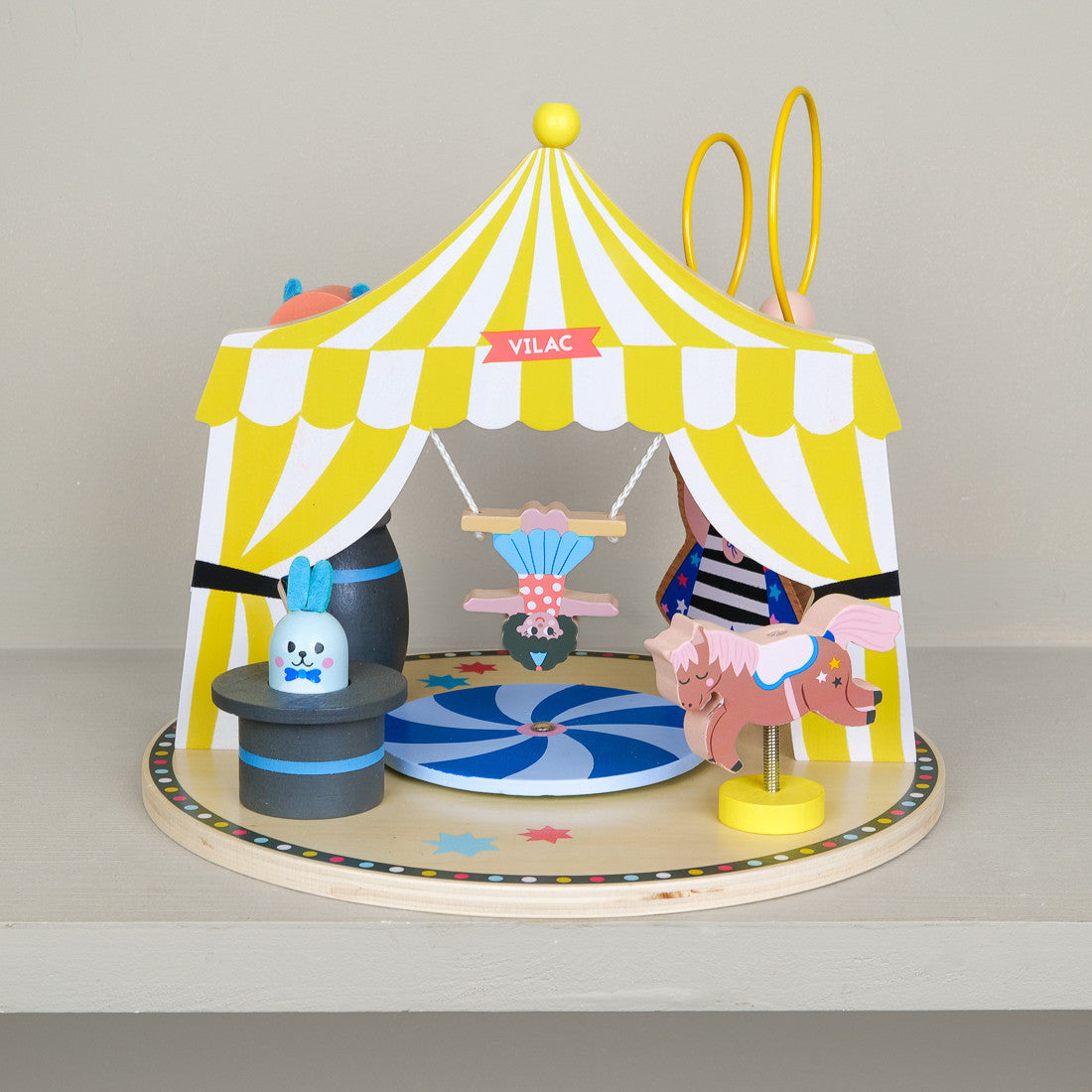 Cirque d'éveil en bois