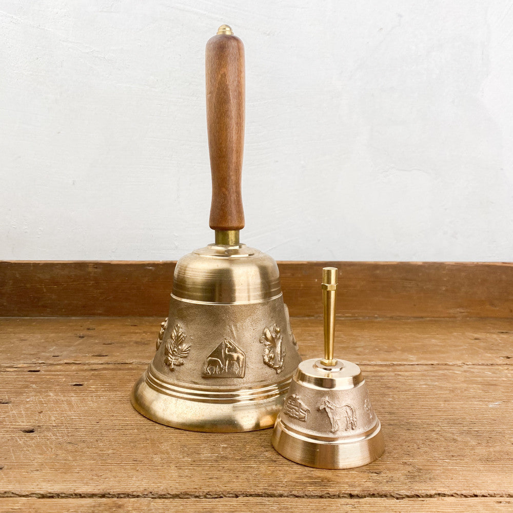 Cloche de table en bronze doré